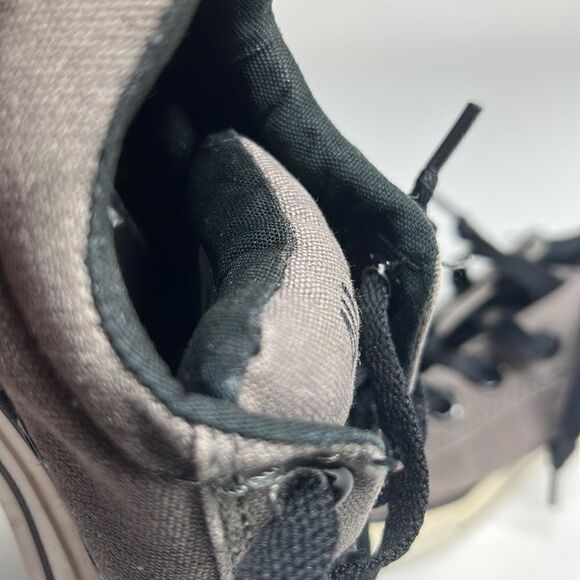 CONVERSE Allstar Kids Unisex size 2 UNIQUE 632523F - Picture 6 of 9